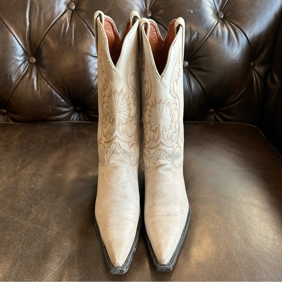 Women’s cowboy boots size 7.5 - Picture 2 of 9